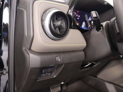 Used 2026 Chevrolet Colorado ZR2 w/ Technology Package image 14