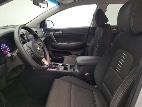 Used 2018 Kia Sportage LX FWD image 17