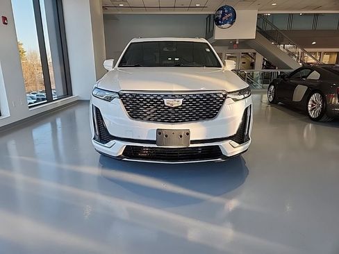 Used 2020 Cadillac XT6 Premium Luxury image 9