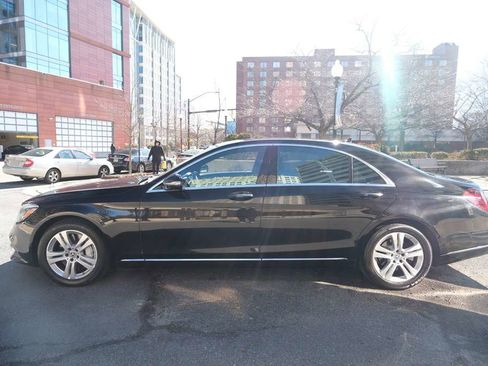 Used 2018 Mercedes-Benz S 560 4MATIC Sedan w/ Premium Package image 6