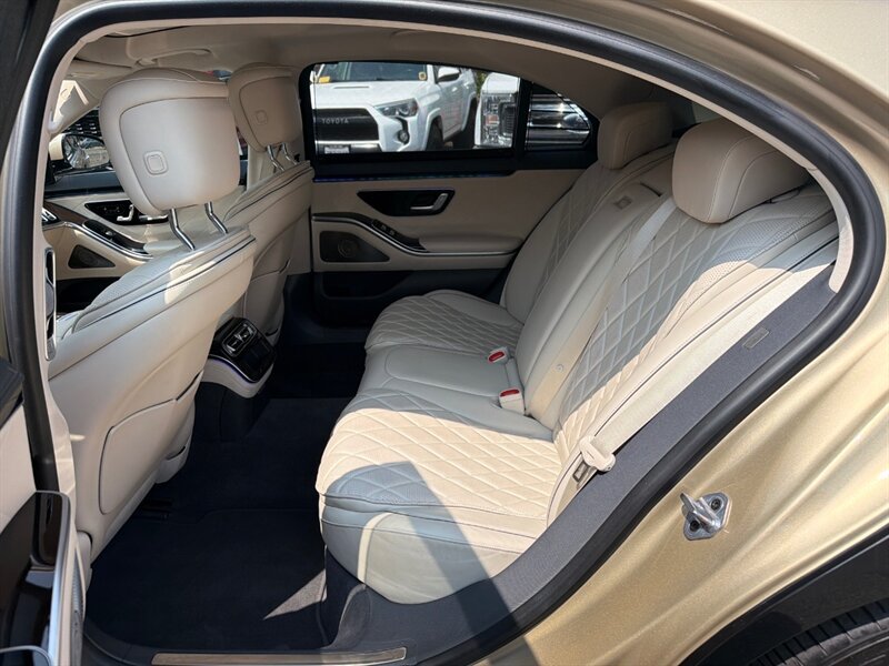 Used 2022 Mercedes-Benz S 500 4MATIC image 20