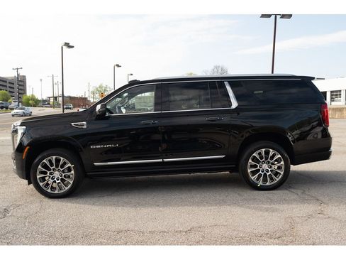 New 2026 GMC Yukon XL Denali image 5