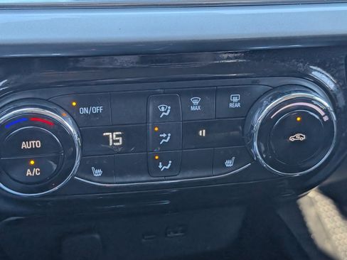 Used 2024 Chevrolet Trax LT w/ Driver Confidence Package image 21