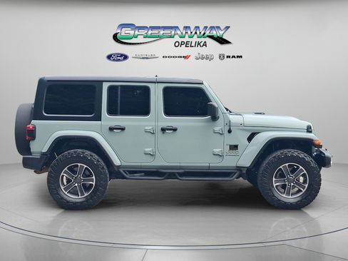 Used 2023 Jeep Wrangler Unlimited Sahara w/ LED Lighting Group AWD/4WD image 8