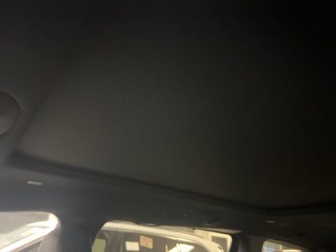 New 2026 Chrysler Pacifica Limited w/ S Appearance Package image 11