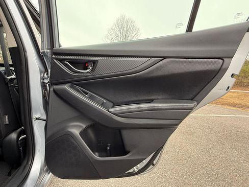 Used 2019 Subaru Impreza 2.0i Limited image 35