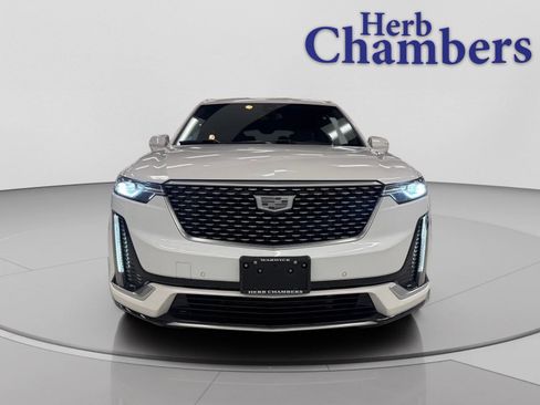 Certified 2024 Cadillac XT6 Premium Luxury image 4