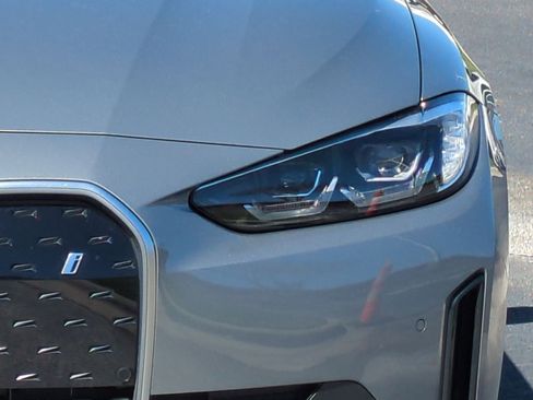 Certified 2023 BMW i4 eDrive35 w/ Premium Package image 6