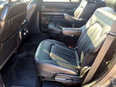 Used 2019 Ford Expedition Limited w/ Texas Edition Package image 22