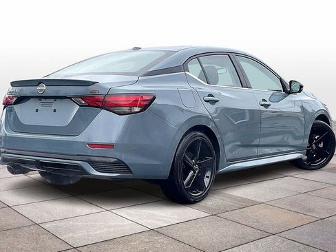 Used 2024 Nissan Sentra SR w/ SR Premium Package image 12