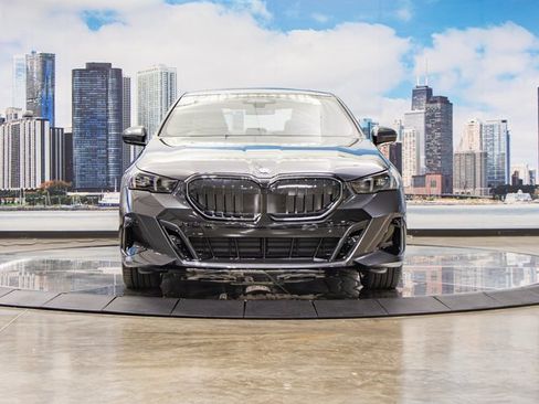 New 2026 BMW 540i xDrive 540i xDrive w/ M Sport Package image 3