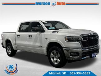 New 2026 RAM 1500 4x4 Crew Cab 360° Tour