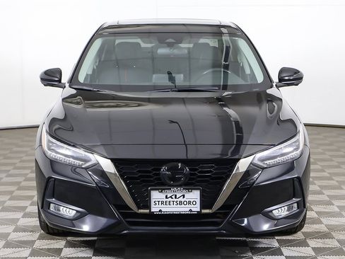 Used 2023 Nissan Sentra SR w/ SR Premium Package image 12