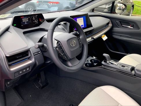 New 2026 Toyota Prius XLE image 8