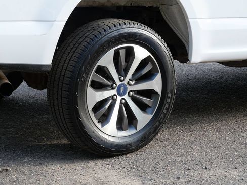 Used 2019 Ford F150 XL w/ Equipment Group 101A Mid AWD/4WD image 7
