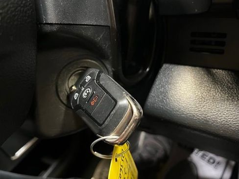 Used 2022 Ford F250 Lariat w/ Chrome Package image 15