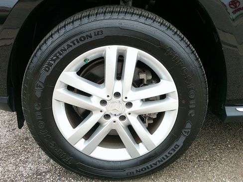 Used 2015 Mercedes-Benz GL 450 4MATIC image 18