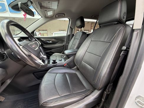 Used 2020 GMC Terrain SLT FWD image 11