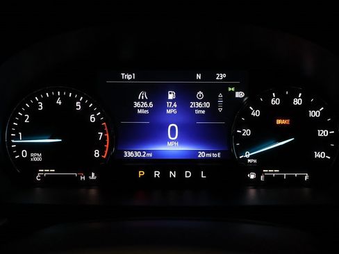 Used 2022 Ford Explorer XLT image 34