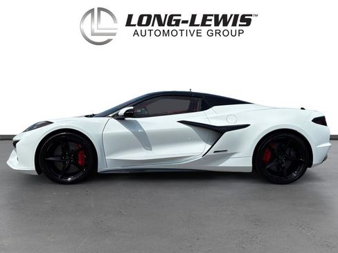 Used 2025 Chevrolet Corvette E-Ray AWD/4WD image 2