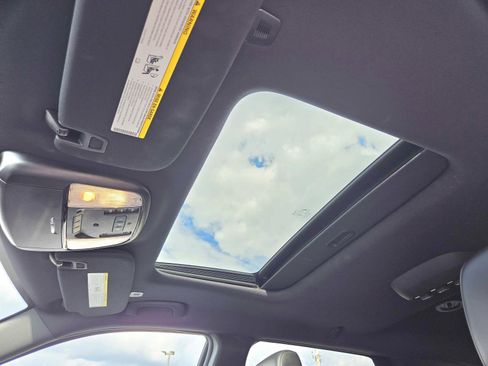 Used 2023 Dodge Durango GT image 10