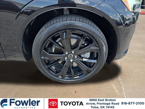 Used 2026 Volvo XC60 B5 Ultra w/ Protection Package Premier AWD/4WD image 29