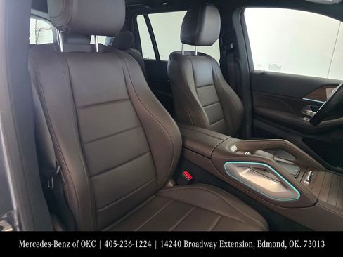 Used 2022 Mercedes-Benz GLS 450 4MATIC image 24