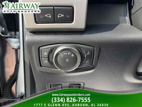 Used 2021 Ford F250 Lariat w/ Lariat Ultimate Package AWD/4WD image 17