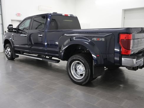Used 2022 Ford F350 4x4 Crew Cab DRW Super Duty image 5