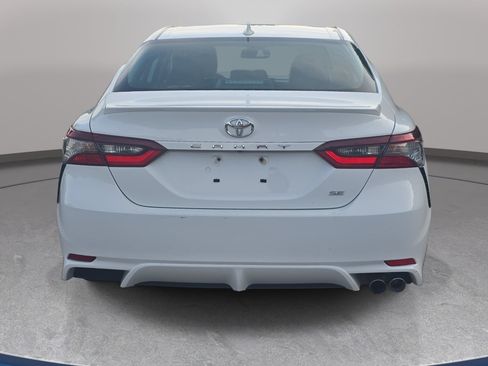 Used 2024 Toyota Camry SE w/ Convenience Package FWD image 6