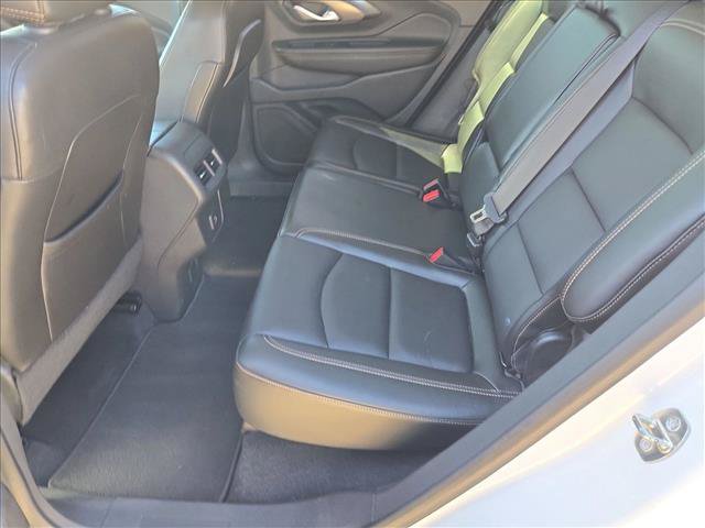 Used 2019 GMC Terrain SLT w/ Preferred Package FWD image 18