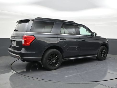 Used 2023 Ford Expedition XLT RWD image 5