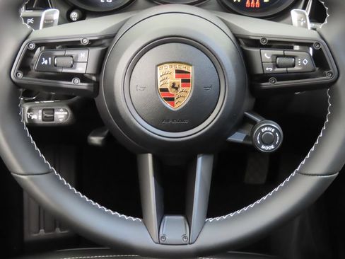 New 2026 Porsche Macan AWD/4WD image 19