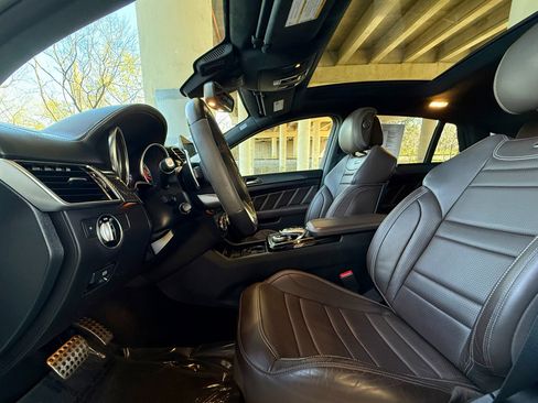 Used 2019 Mercedes-Benz GLE 63 AMG S image 25