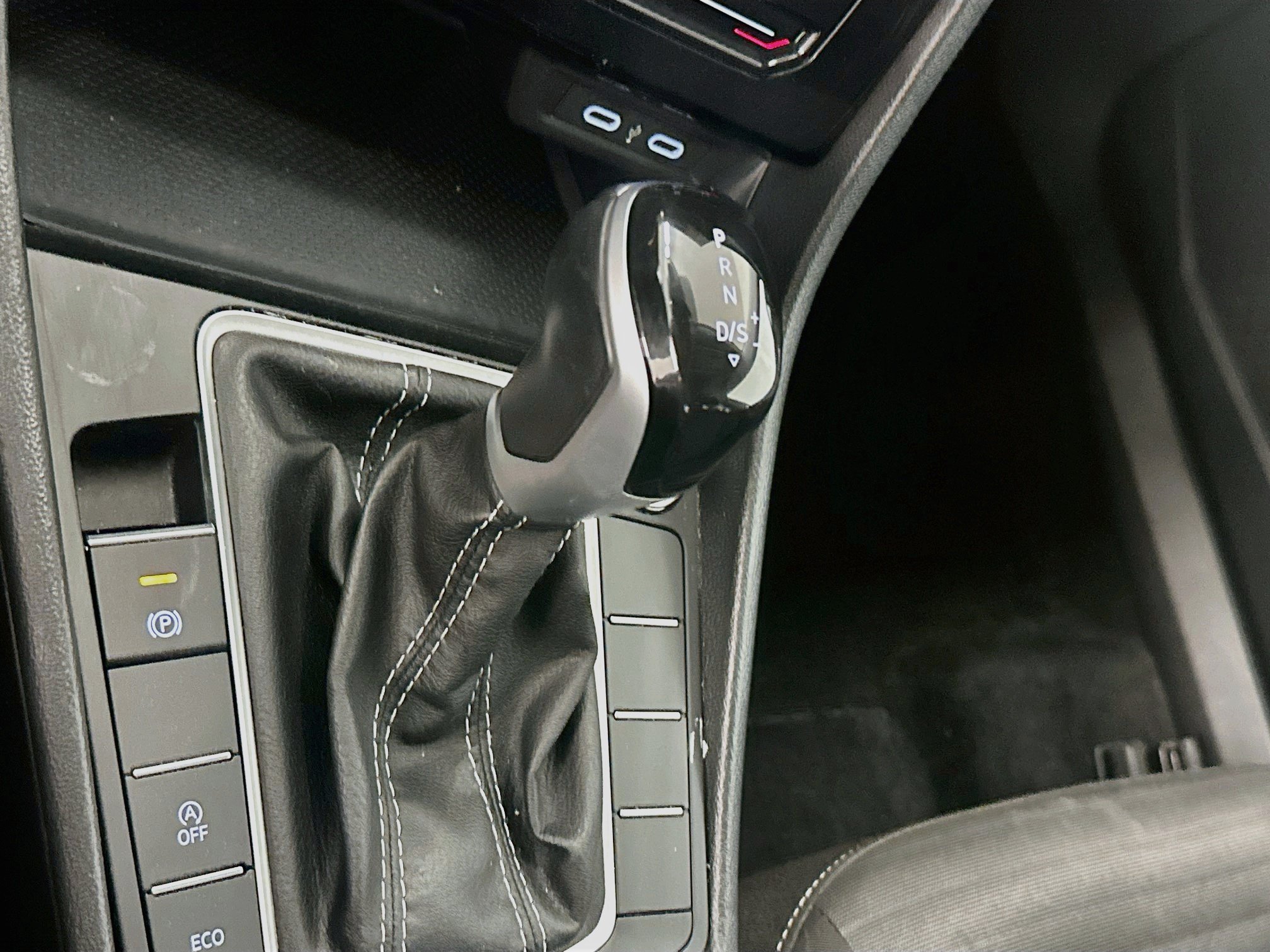 Used 2025 Volkswagen Jetta S FWD image 24