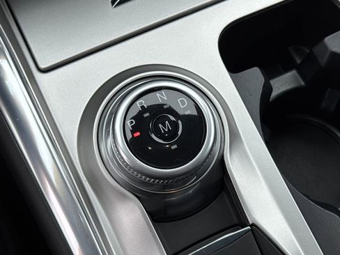 Used 2020 Ford Explorer Limited w/ Class III Trailer Tow Package image 32