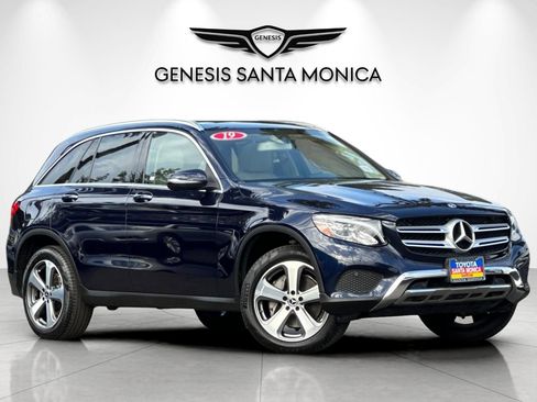 Used 2019 Mercedes-Benz GLC 300 image 2