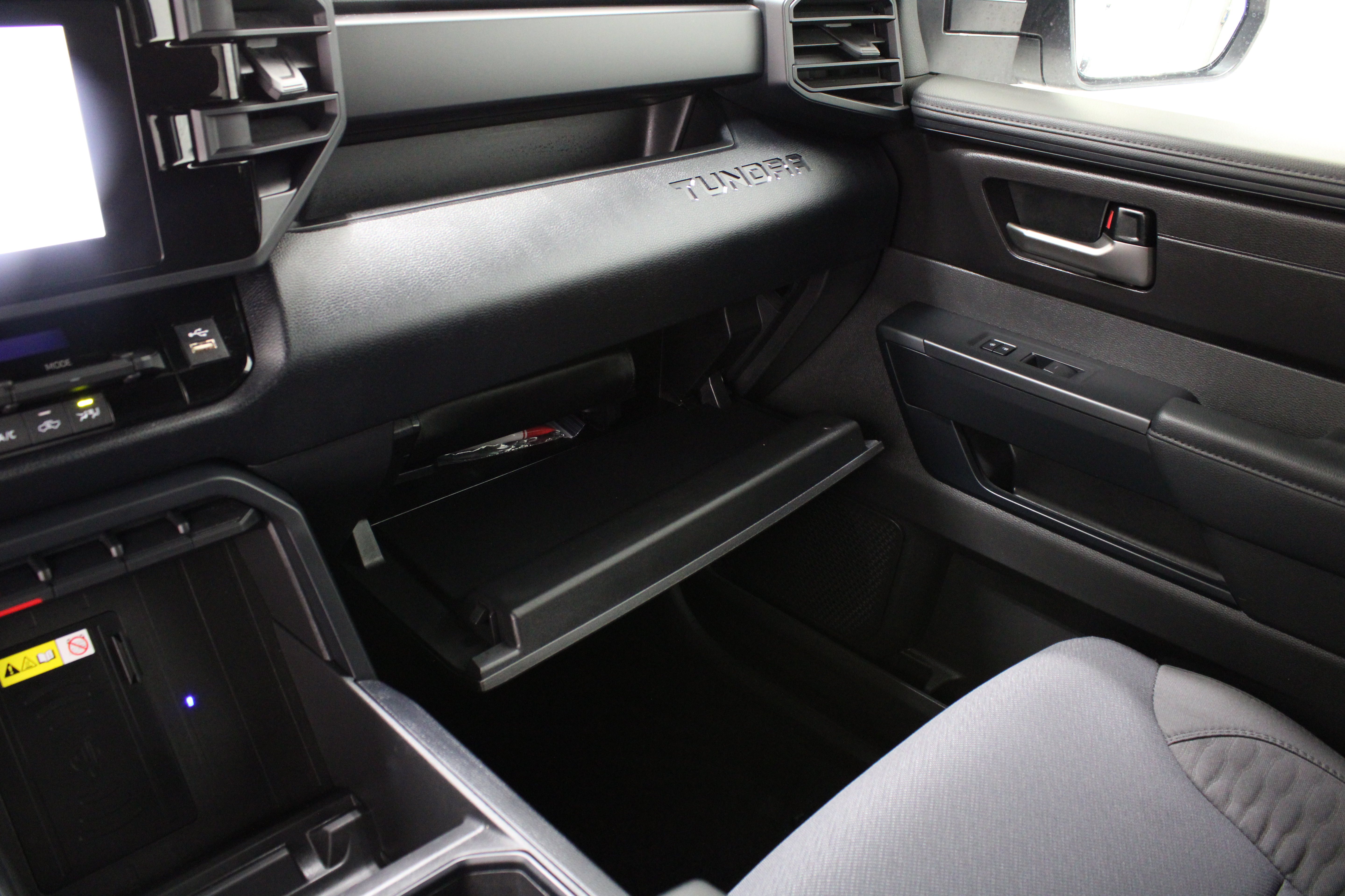 Used 2026 Toyota Tundra SR5 w/ SX Package AWD/4WD image 25