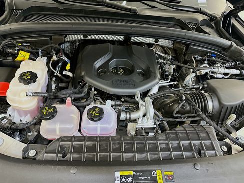 Used 2022 Jeep Grand Cherokee Trailhawk w/ Advanced Protech Group II image 35