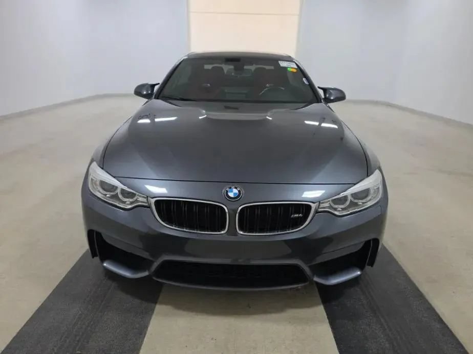 Used 2015 BMW M4 Convertible RWD image 3