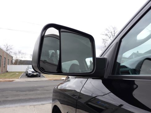 Used 2022 RAM 1500 Express w/ Wheel & Sound Group AWD/4WD image 11