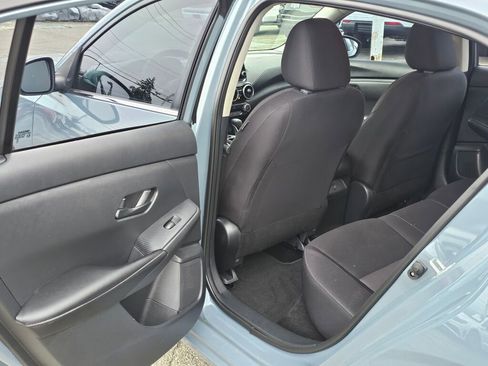 Used 2024 Nissan Sentra SV image 15