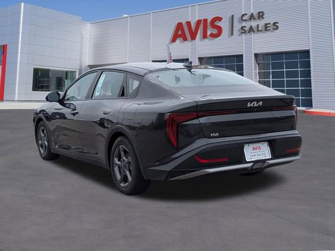 Used 2025 Kia K4 FWD image 9