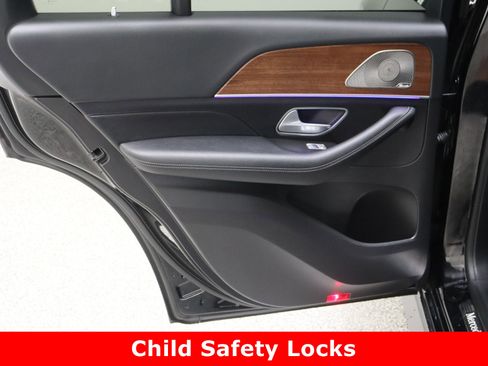 Used 2024 Mercedes-Benz GLE 450 4MATIC image 29