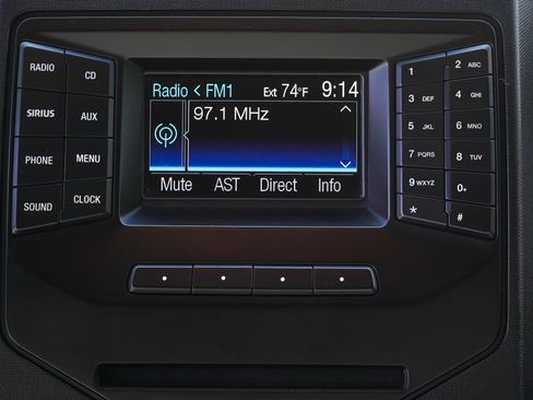 Used 2013 Ford F150 XLT w/ Luxury Equipment Group AWD/4WD image 35