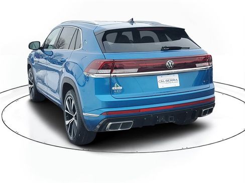 Used 2024 Volkswagen Atlas Cross Sport SEL Premium R-Line image 3