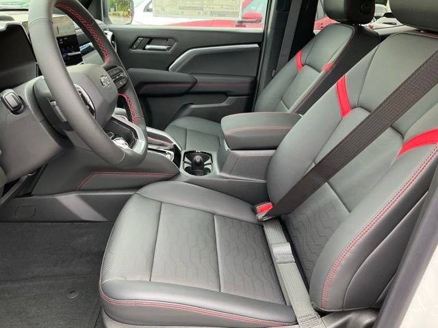 New 2026 Chevrolet Colorado Z71 w/ Technology Package AWD/4WD image 2