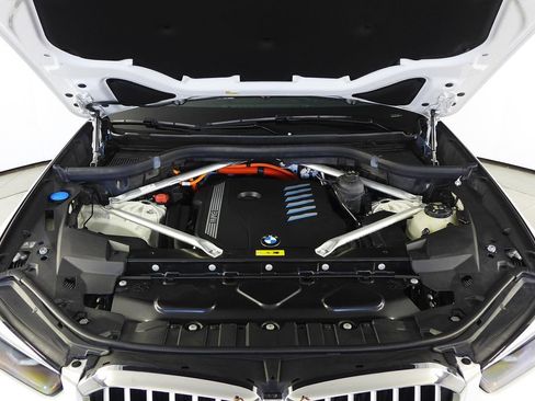 Certified 2023 BMW X5 xDrive45e image 6