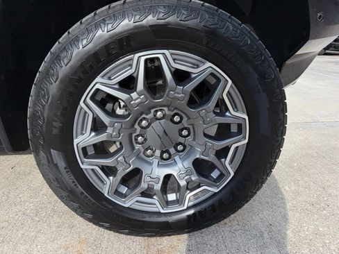 Used 2025 GMC Hummer EV 3X AWD/4WD image 58