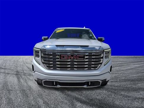 Used 2023 GMC Sierra 1500 Denali w/ Denali Reserve Package AWD/4WD image 9
